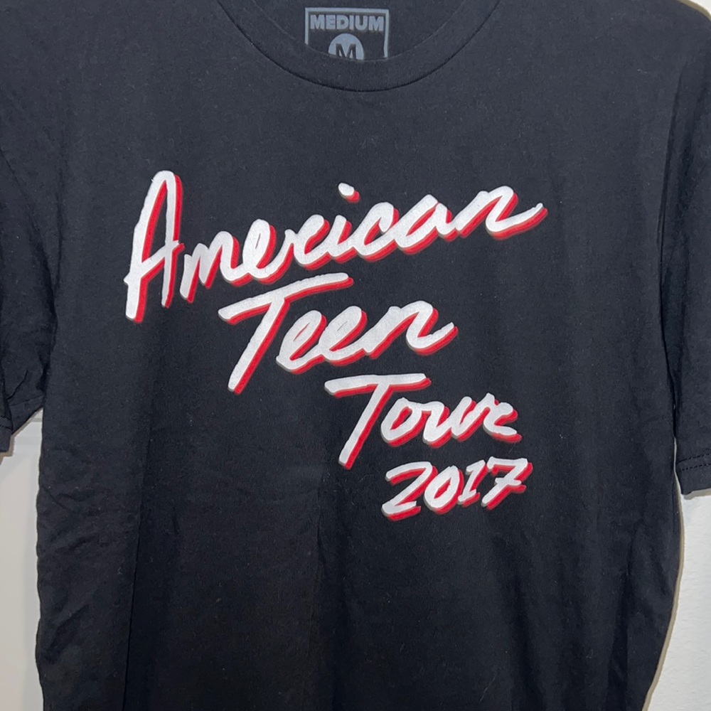 Khalid concert tee!